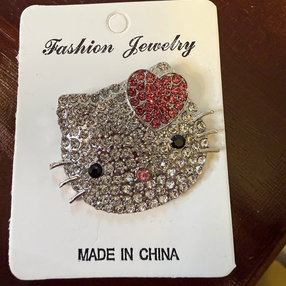 Hello Kitty Jewelry - Hello Kitty Sparkling Brooch with Red Heart